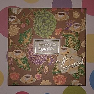 Winky Lux Coffee Eyeshadow Palette